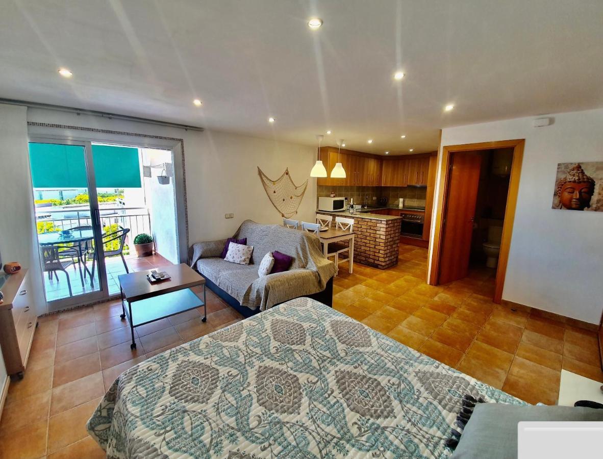 Apartamento Acogedor Cerca De Port Aventura 살루 외부 사진