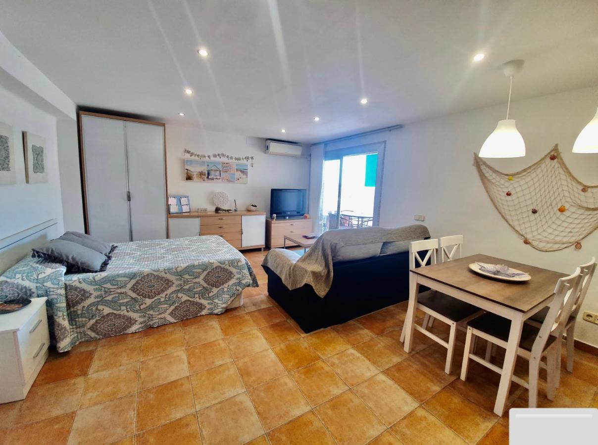 Apartamento Acogedor Cerca De Port Aventura 살루 외부 사진