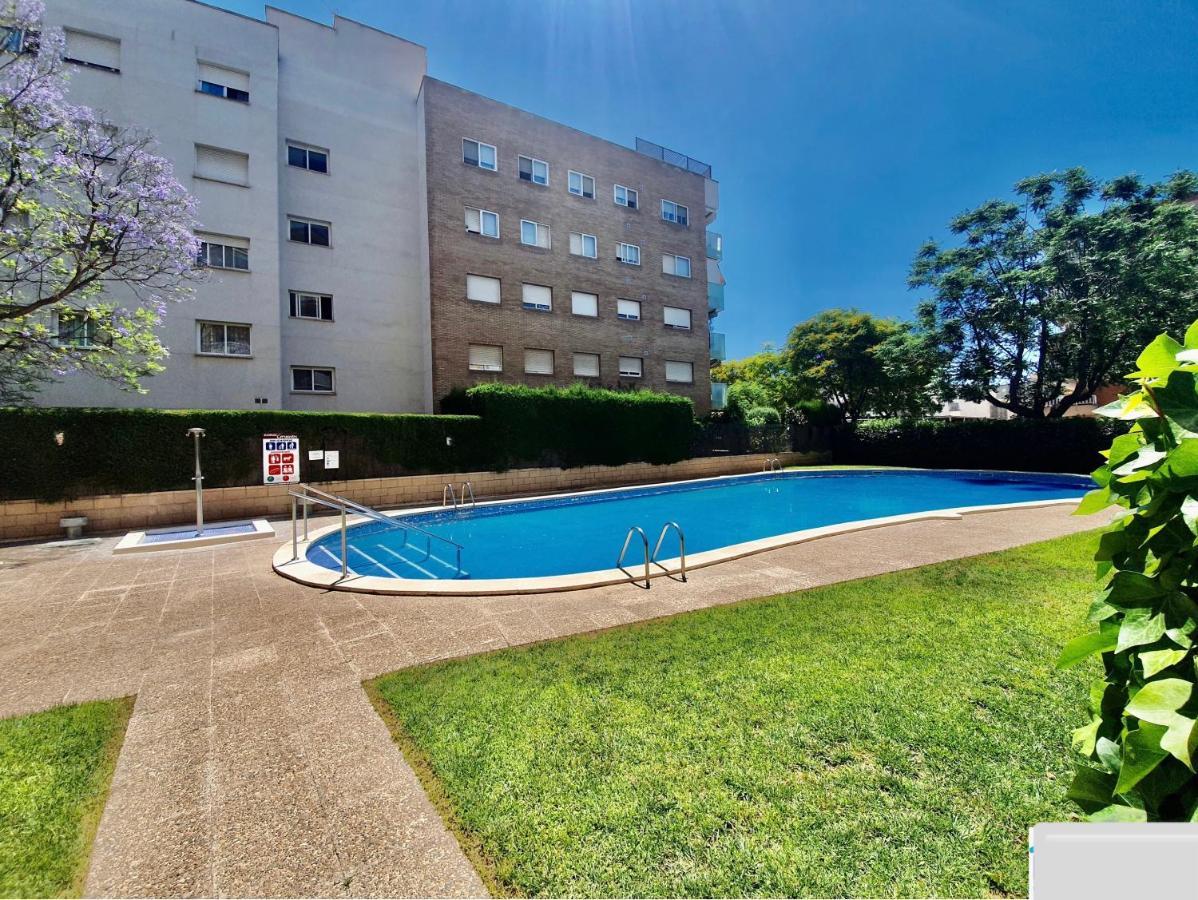 Apartamento Acogedor Cerca De Port Aventura 살루 외부 사진